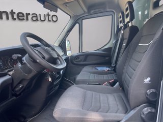 IVECO daily 35 C18H 3000 HD cab. EVId