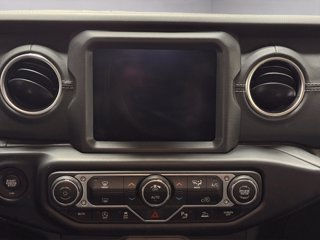 JEEP Wrangler Unlimited 2.0 turbo Sahara auto
