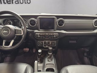 JEEP Wrangler Unlimited 2.0 turbo Sahara auto