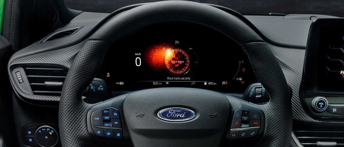 Ford Puma ST Monza Milano display
