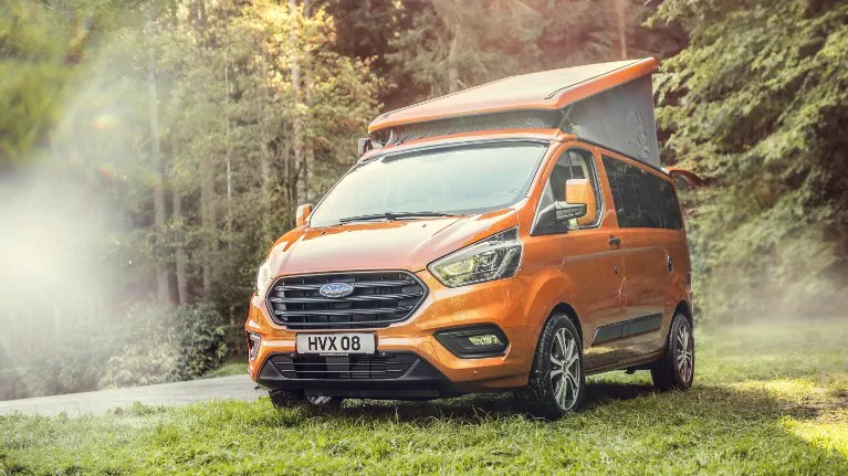 Ford Transit Custom Nugget Monza Milano esterni