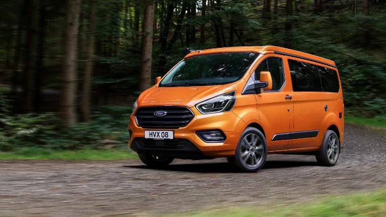 Ford Transit Custom Nugget Monza Milano esterni 3