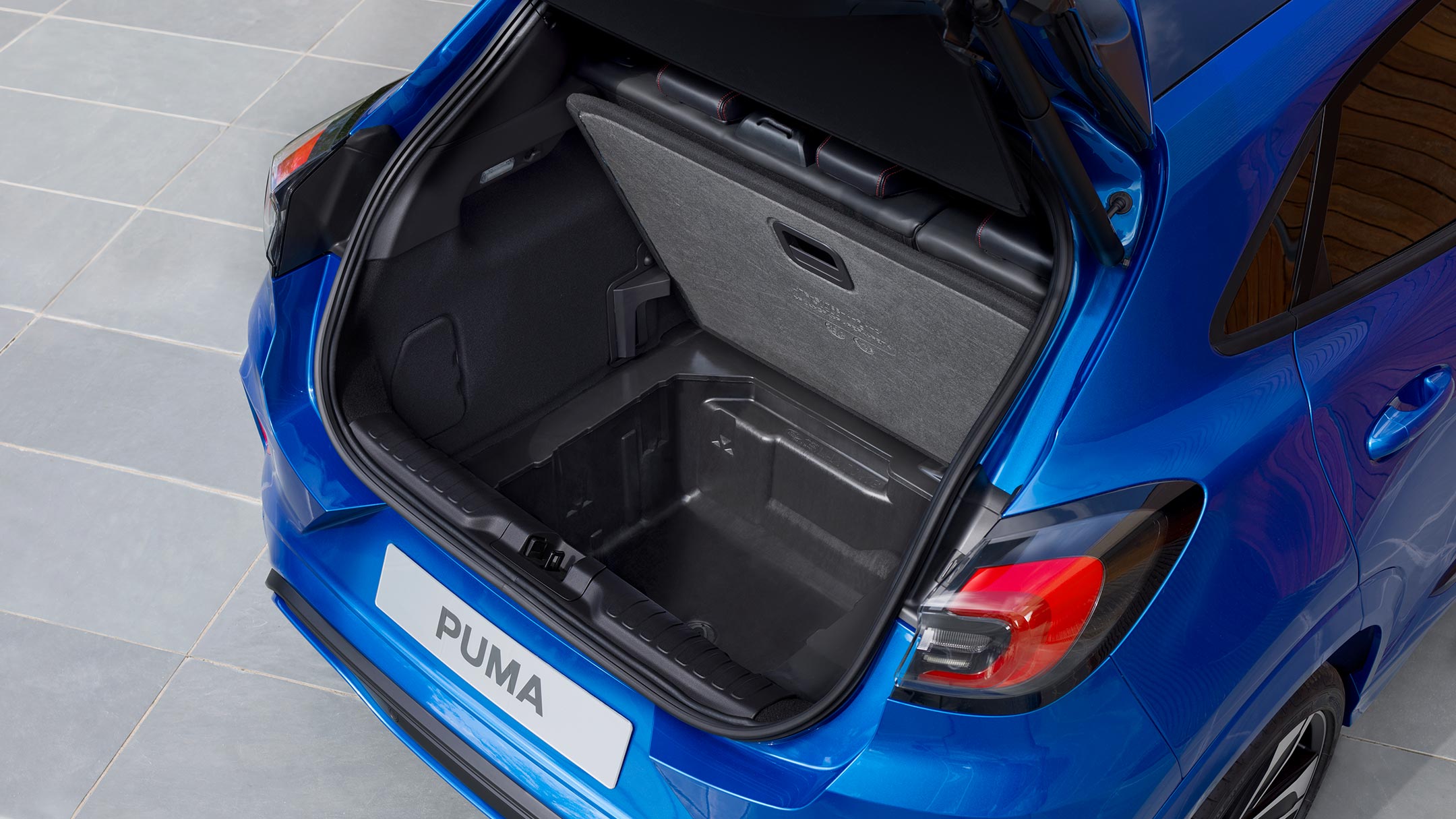 Ford Puma Monza Milano bagagliaio