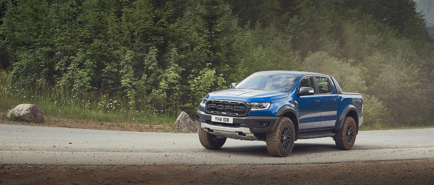 Ford Ranger Raptor Monza Milano slide