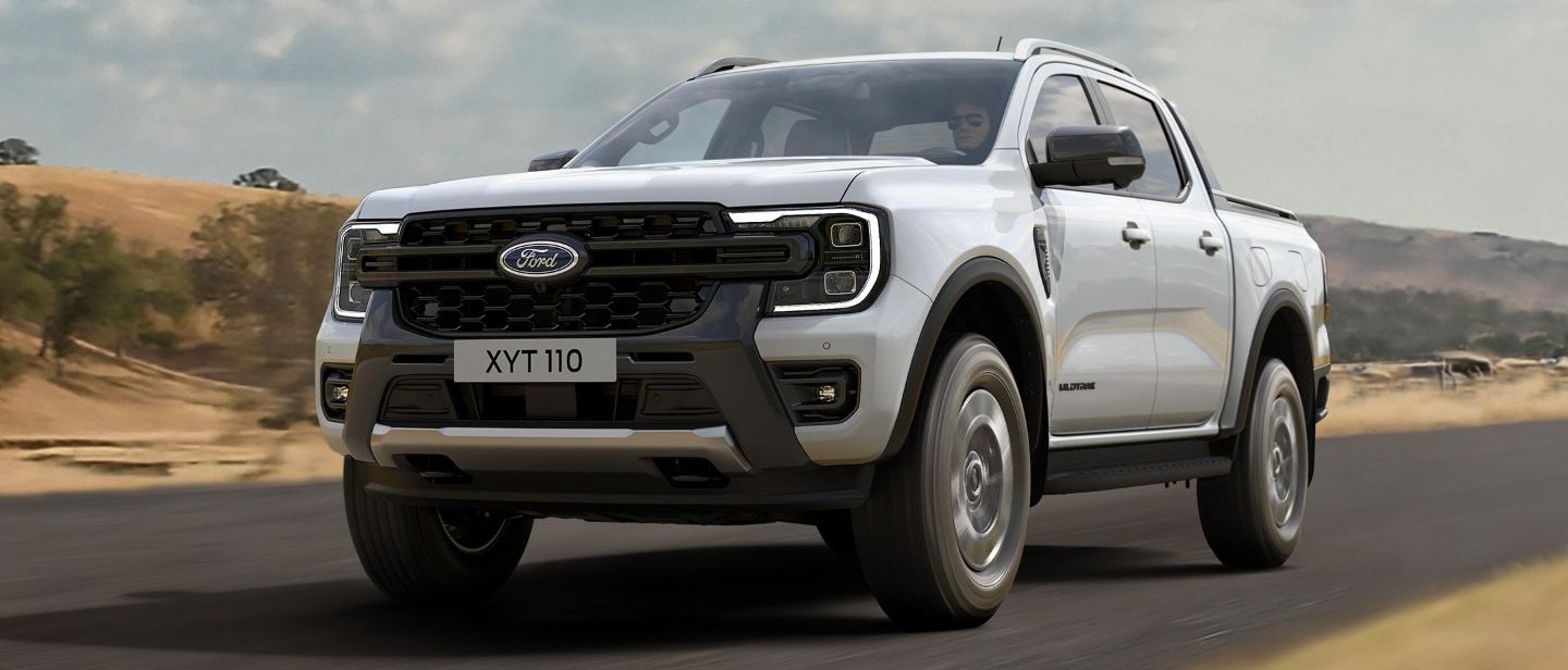 RANGER DOPPIA CABINA XLT PHEV Slide (1)